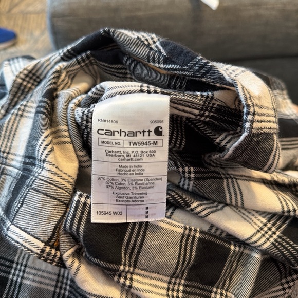 Carhartt Rugged Flex Men’s Medium Black & white relaxed fit plaid flannel shirt - Picture 6 of 7